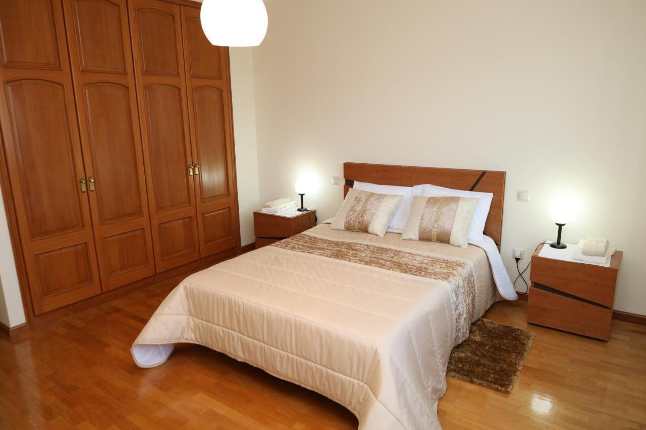 Porto Cruz House Hotel บีลาโนวาเดกายา ภายนอก รูปภาพ